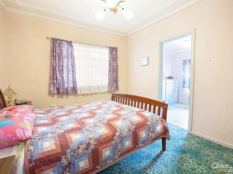 48 The Boulevarde, Fairfield NSW 2165