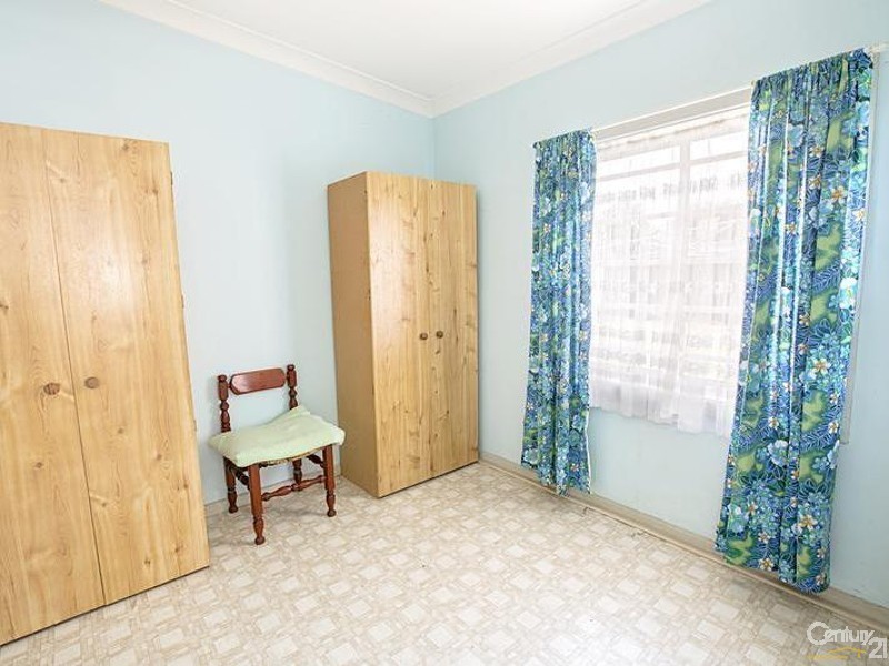 48 The Boulevarde, Fairfield NSW 2165