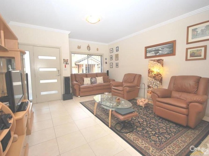 3 – 7 / 32 Stanbrook Street, Fairfield Heights NSW 2165