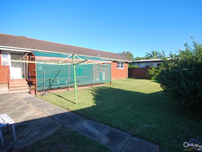 3 Edward Place, Canley Heights NSW 2166