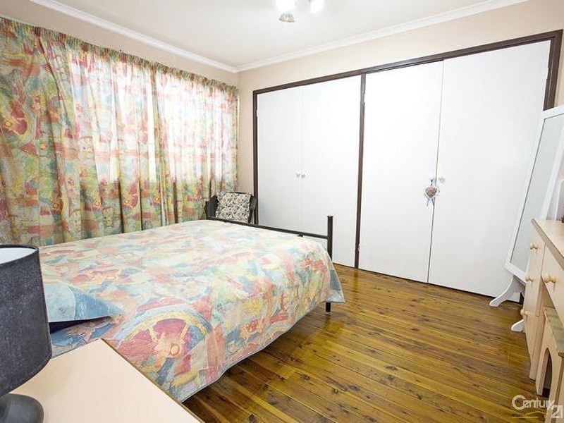 Bossley Park NSW 2176