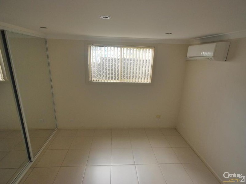 Fairfield West NSW 2165