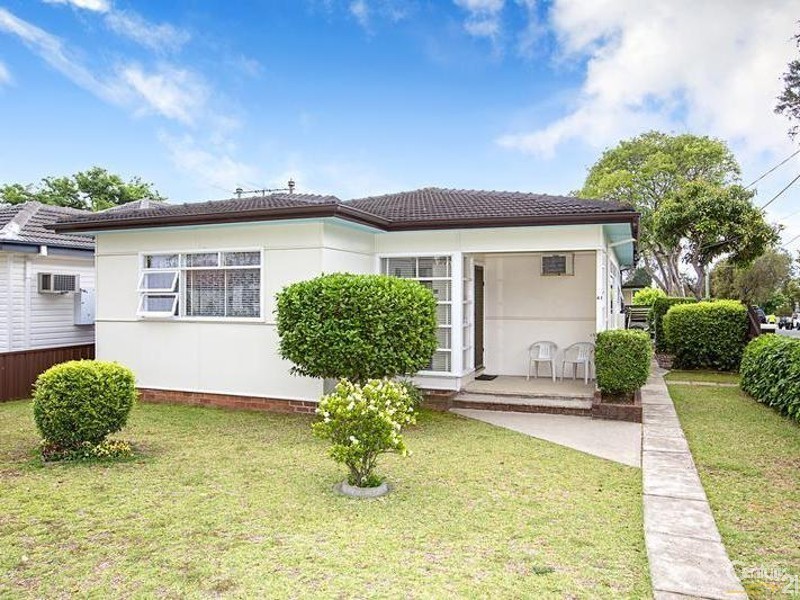 41 Mitchell Street, Fairfield East NSW 2165