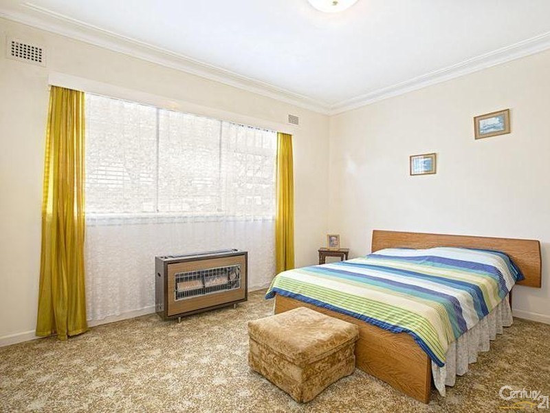 41 Mitchell Street, Fairfield East NSW 2165