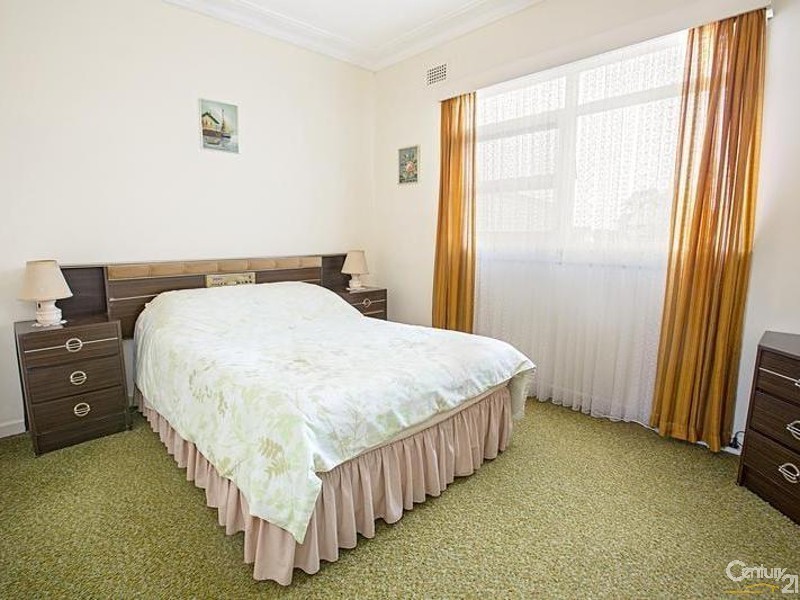 41 Mitchell Street, Fairfield East NSW 2165