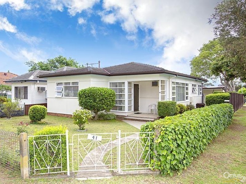 41 Mitchell Street, Fairfield East NSW 2165