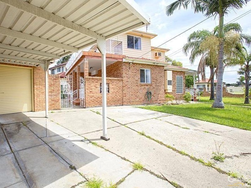 18 Kendall Street, Fairfield West NSW 2165