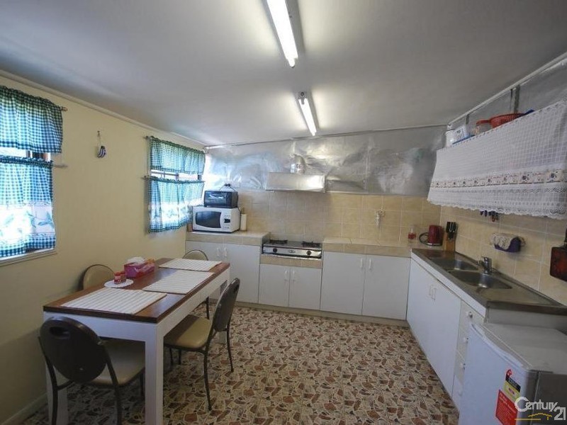 9 Gove Avenue, Green Valley NSW 2168