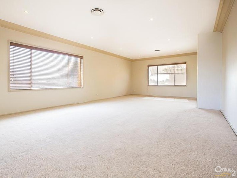 239 Brenan Street, Smithfield NSW 2164