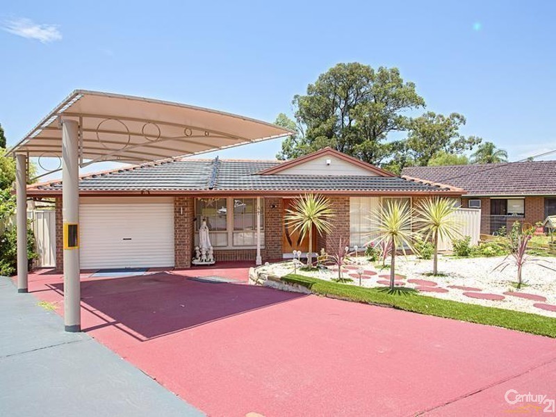 4 Intrepid Close, Greenfield Park NSW 2176