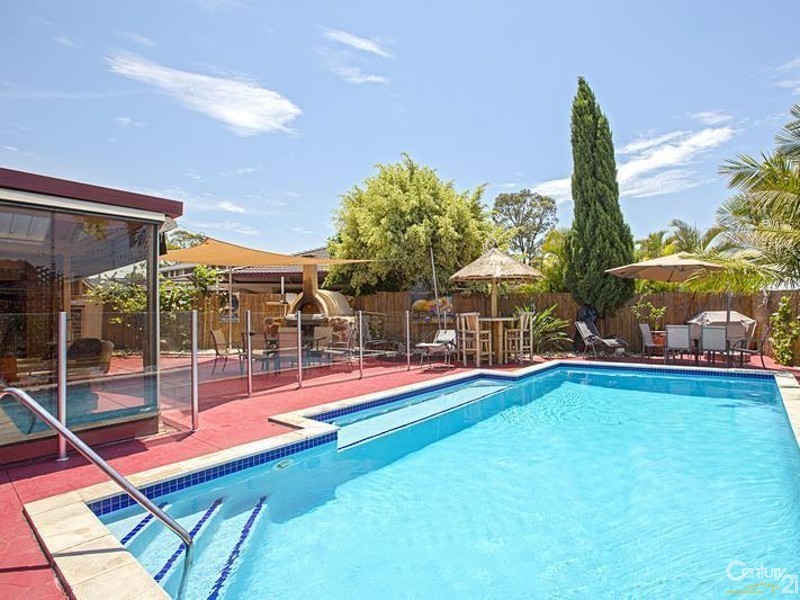 4 Intrepid Close, Greenfield Park NSW 2176