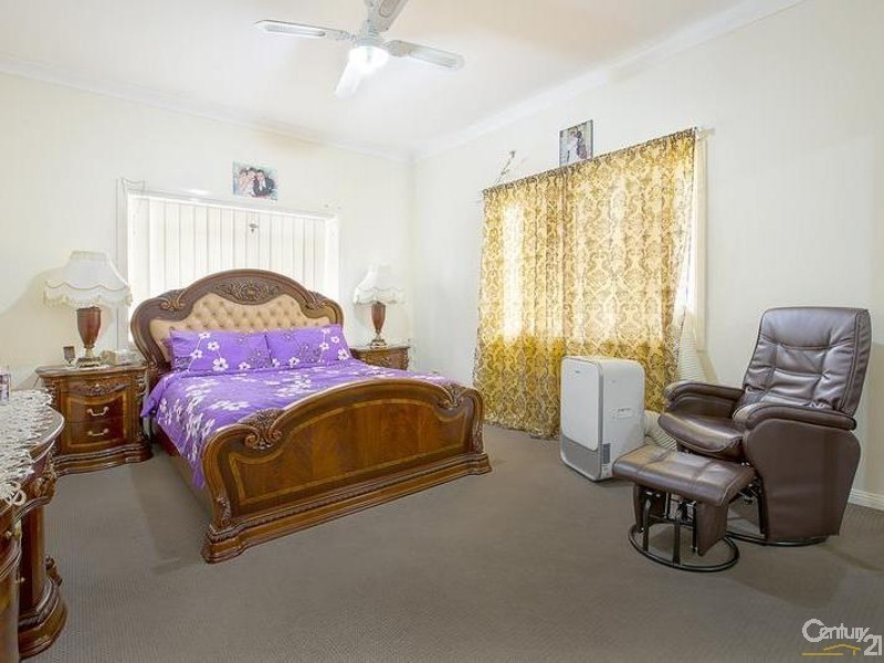 515 The Horsley Drive, Fairfield NSW 2165