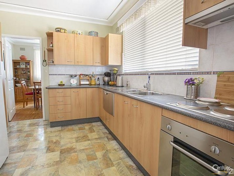 112 The Promenade, Old Guildford NSW 2161