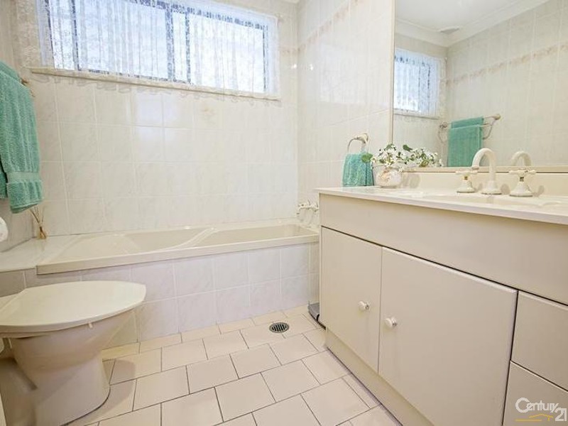 28 Richards Road, Wakeley NSW 2176