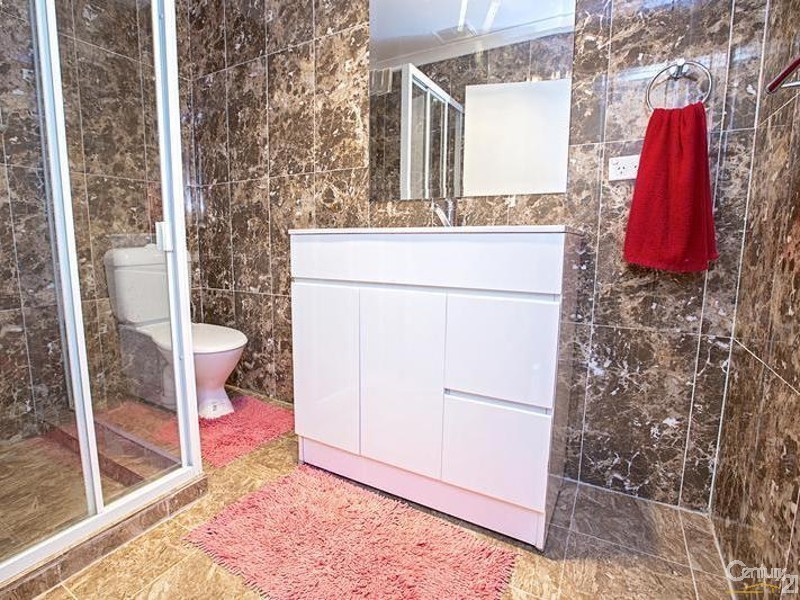 31 Kendee Street, Sadleir NSW 2168