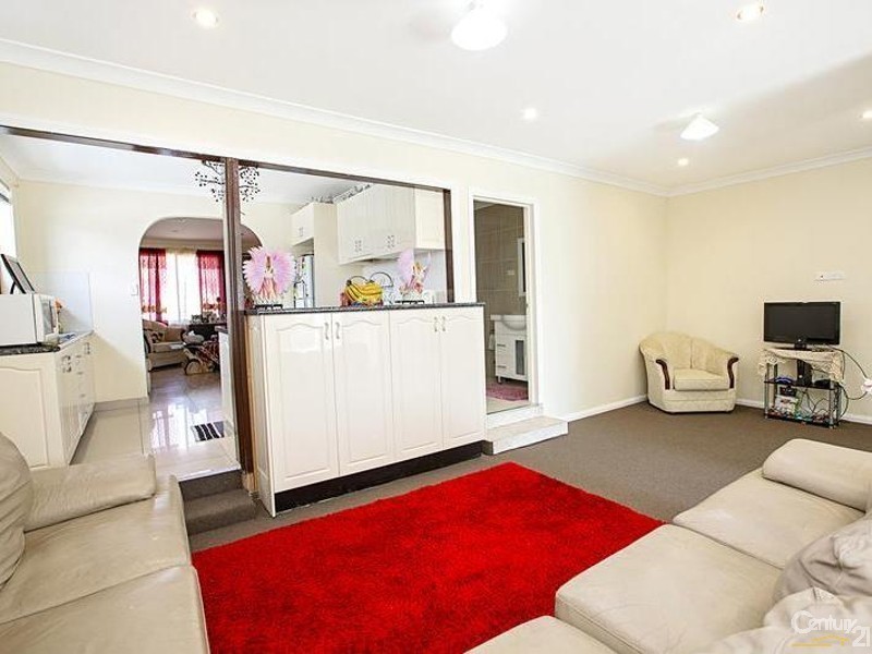 31 Kendee Street, Sadleir NSW 2168