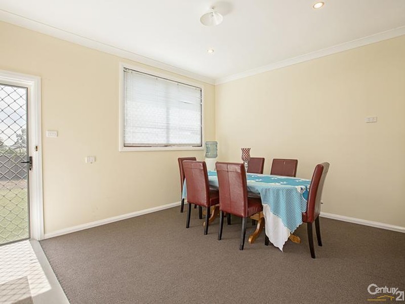 31 Kendee Street, Sadleir NSW 2168