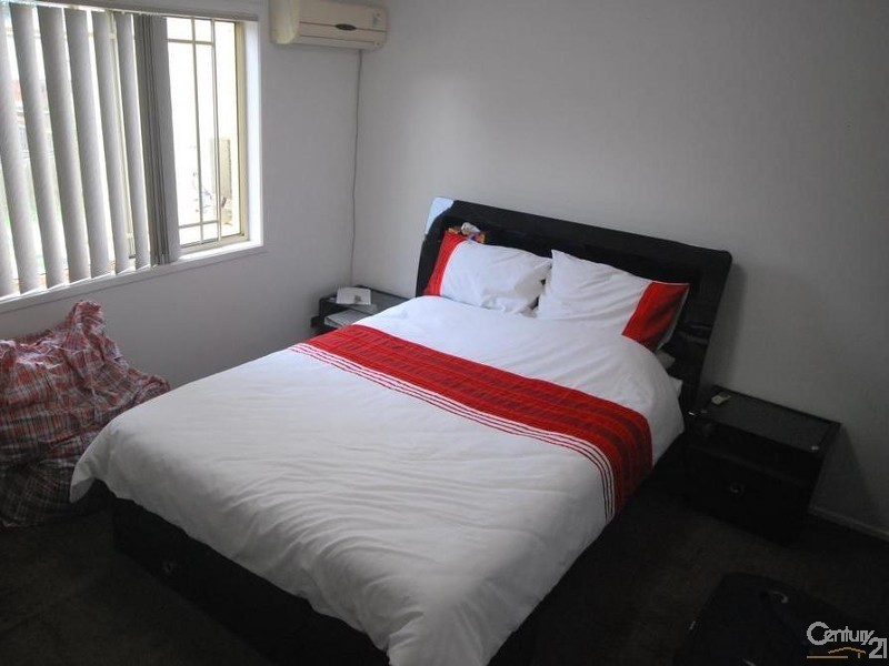 Fairfield West NSW 2165