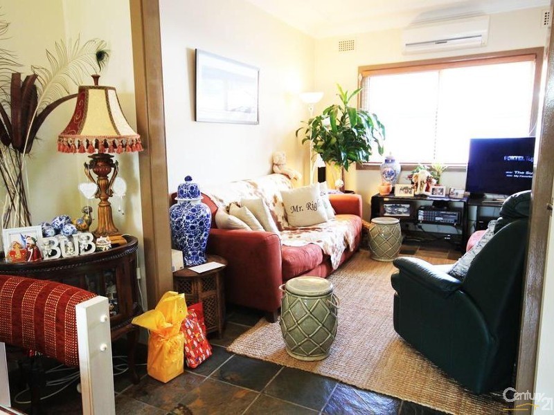 Fairfield East NSW 2165