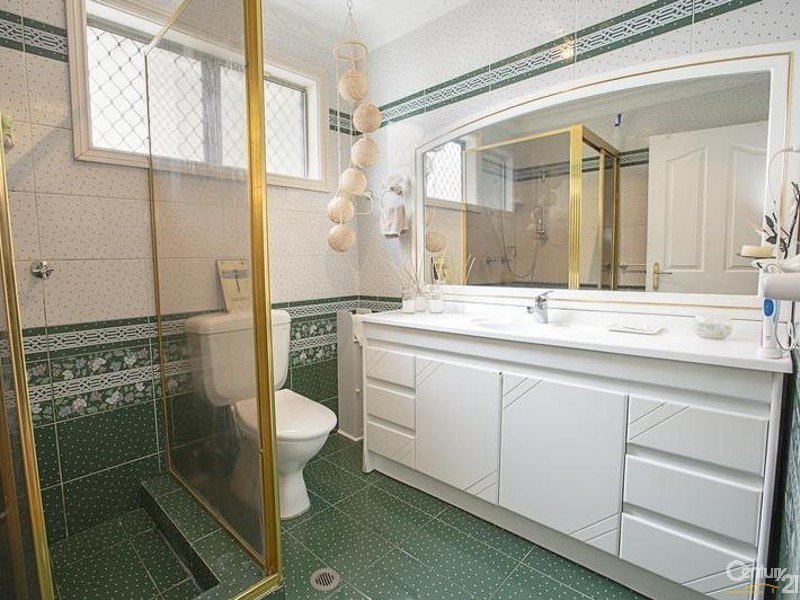 5 Links Ave, Cabramatta NSW 2166