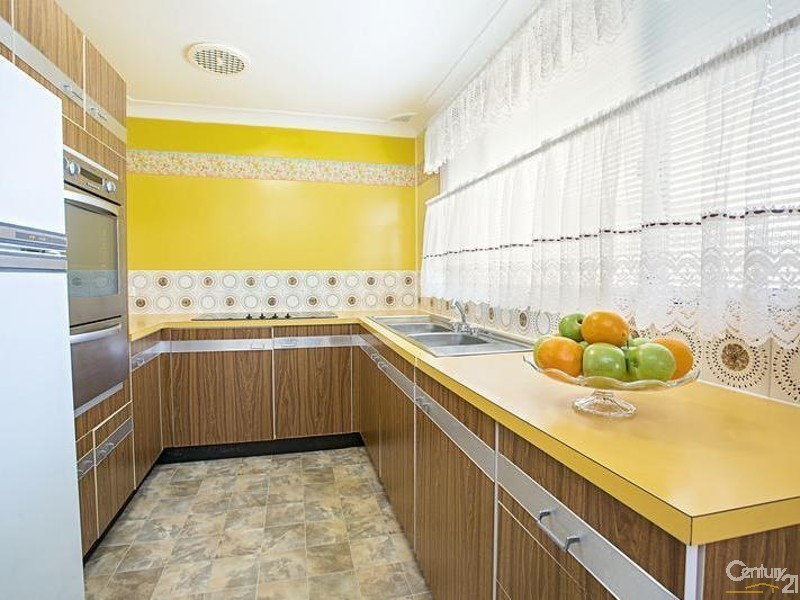 5 Triten Avenue, Greenfield Park NSW 2176