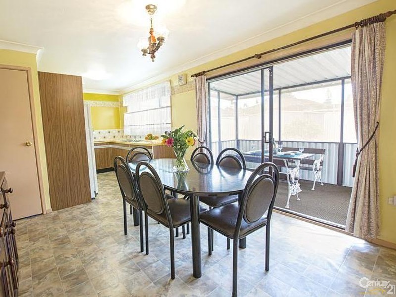 5 Triten Avenue, Greenfield Park NSW 2176