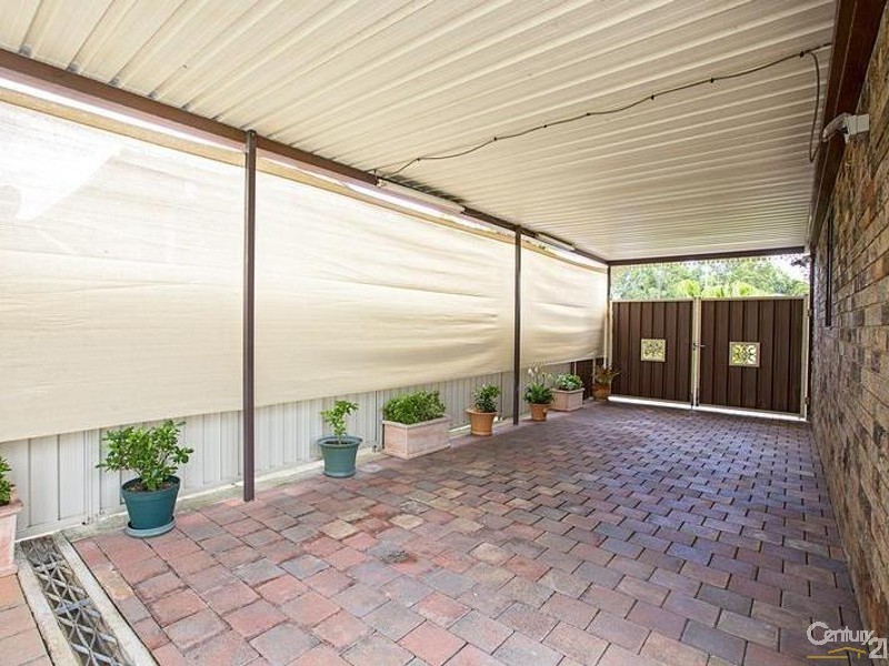 5 Triten Avenue, Greenfield Park NSW 2176