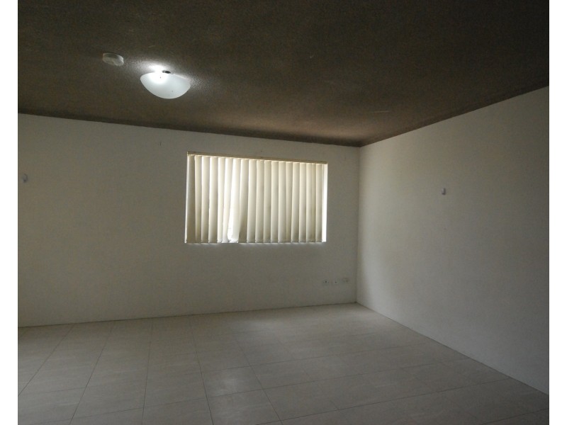 16/168 Sandal Cres, Carramar NSW 2163