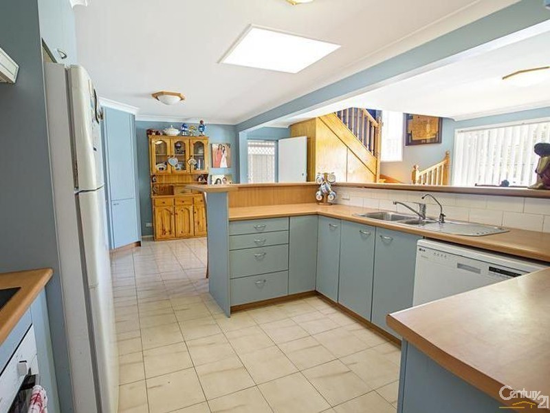 14 Wyalong Close, Wakeley NSW 2176