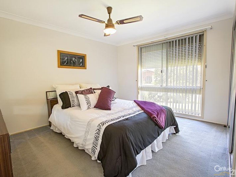 14 Wyalong Close, Wakeley NSW 2176