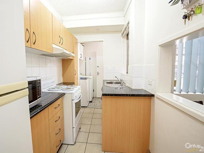 7/2-6 Waterside Crescent, Carramar NSW 2163