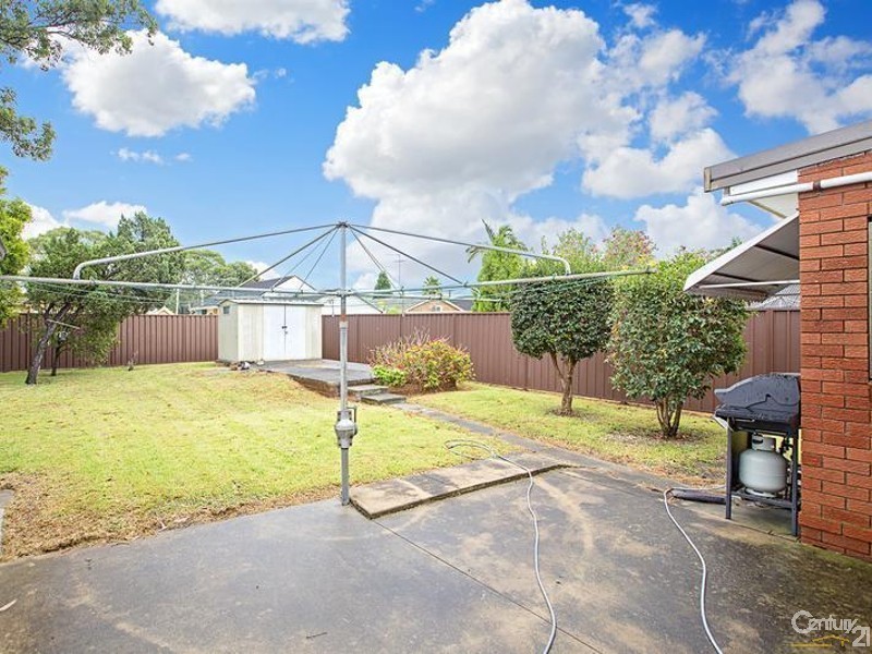 9  Cooma Street, Carramar NSW 2163