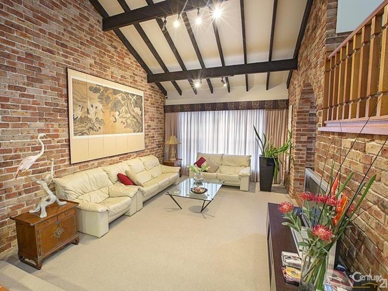 38 Glen Logan Road, Bossley Park NSW 2176