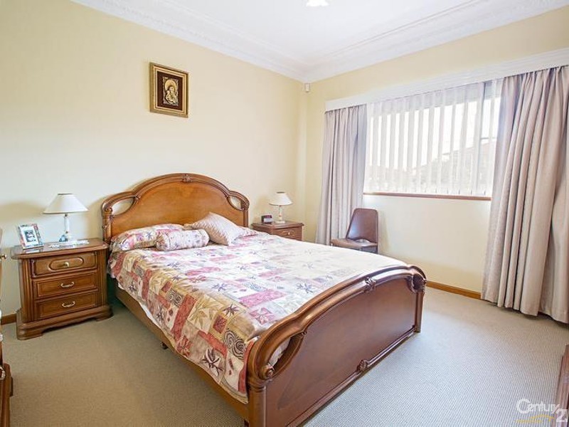 Hoxton Park NSW 2171