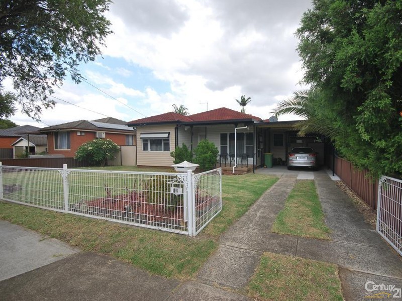 Fairfield West NSW 2165