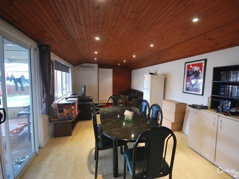 Fairfield West NSW 2165