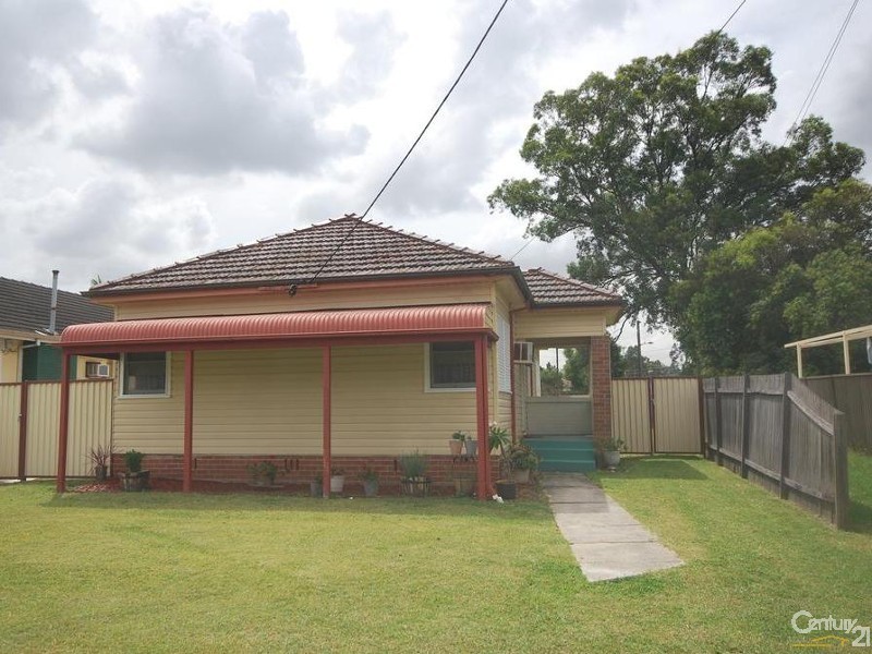 10 Wilcock Street, Carramar NSW 2163