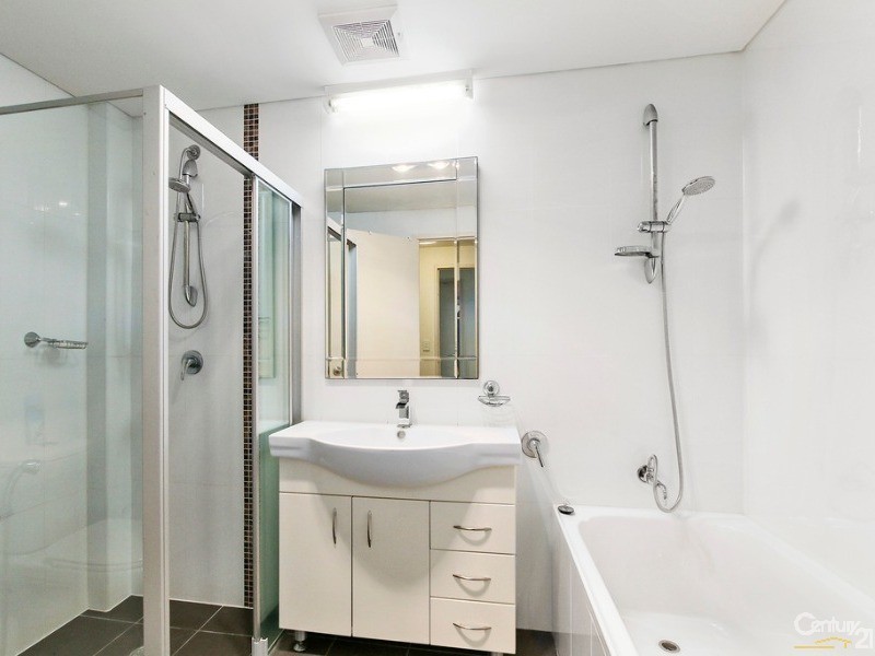 20/5-7 Northumberland Street, Liverpool NSW 2170