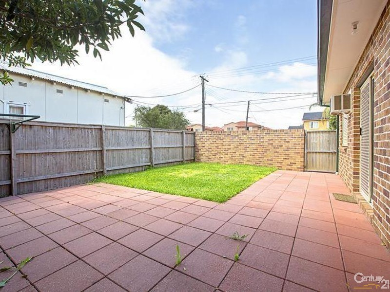 21 Hunter Street, Fairfield NSW 2165