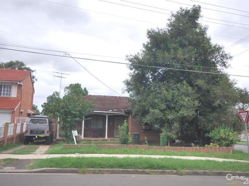 29  Madeline Street, Fairfield West NSW 2165