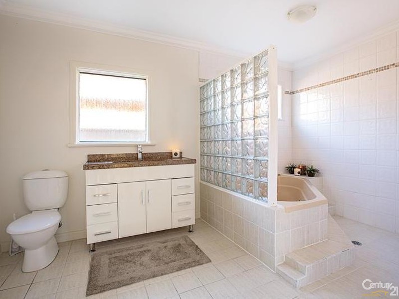 11 Moss Street, Sans Souci NSW 2219