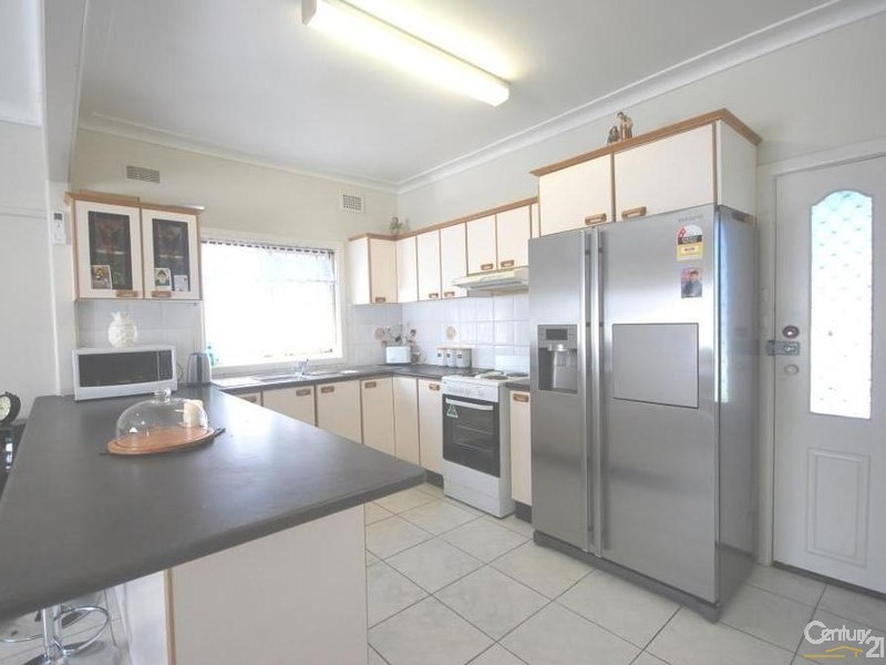 69 Wolseley Street, Fairfield NSW 2165