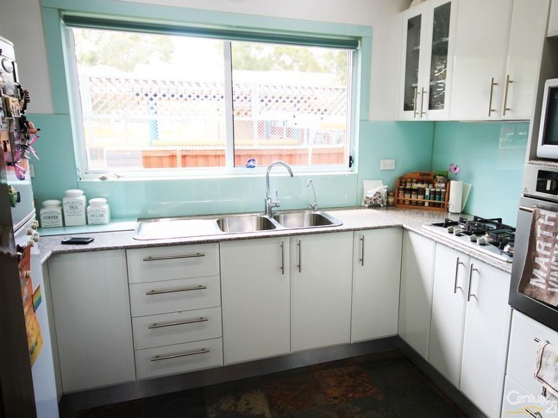 Fairfield East NSW 2165