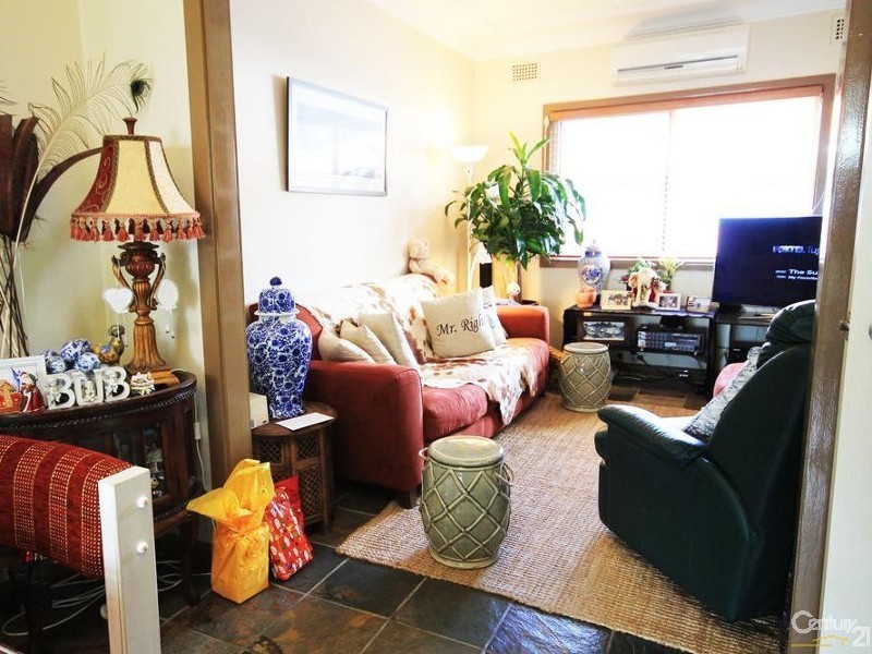 Fairfield East NSW 2165