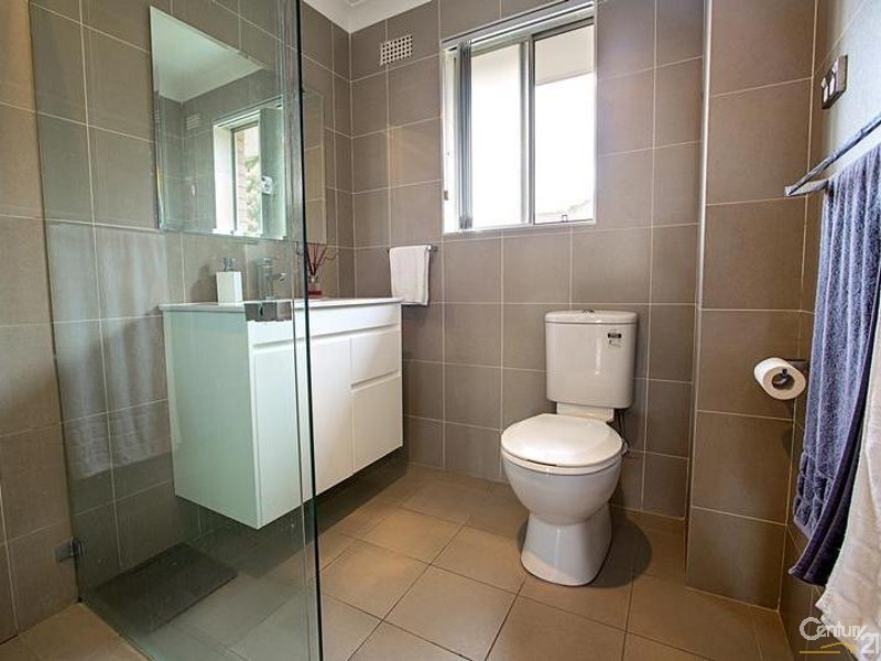 12/52 Harris Street, Fairfield NSW 2165