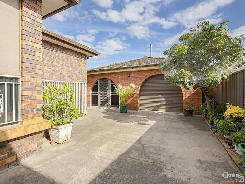 40 McKibbin Street, Canley Heights NSW 2166