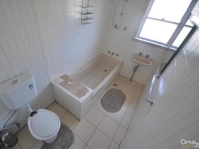 5 Sybil Street, Guildford NSW 2161