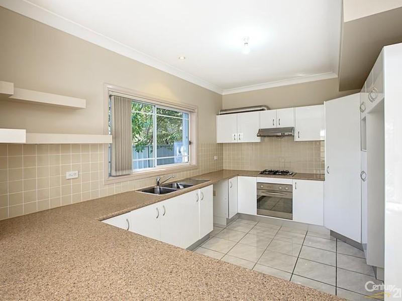2A Orchard Rd, Fairfield NSW 2165