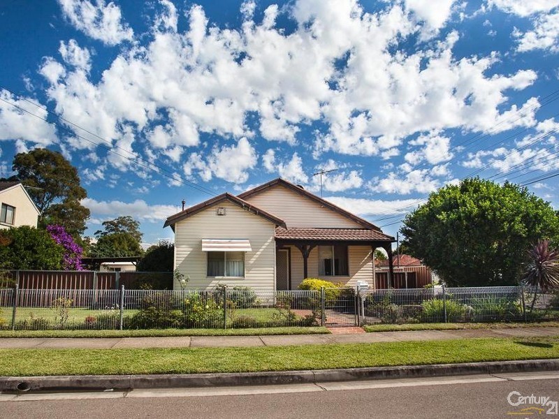 15 West Street, Guildford NSW 2161