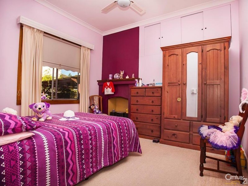 15 West Street, Guildford NSW 2161